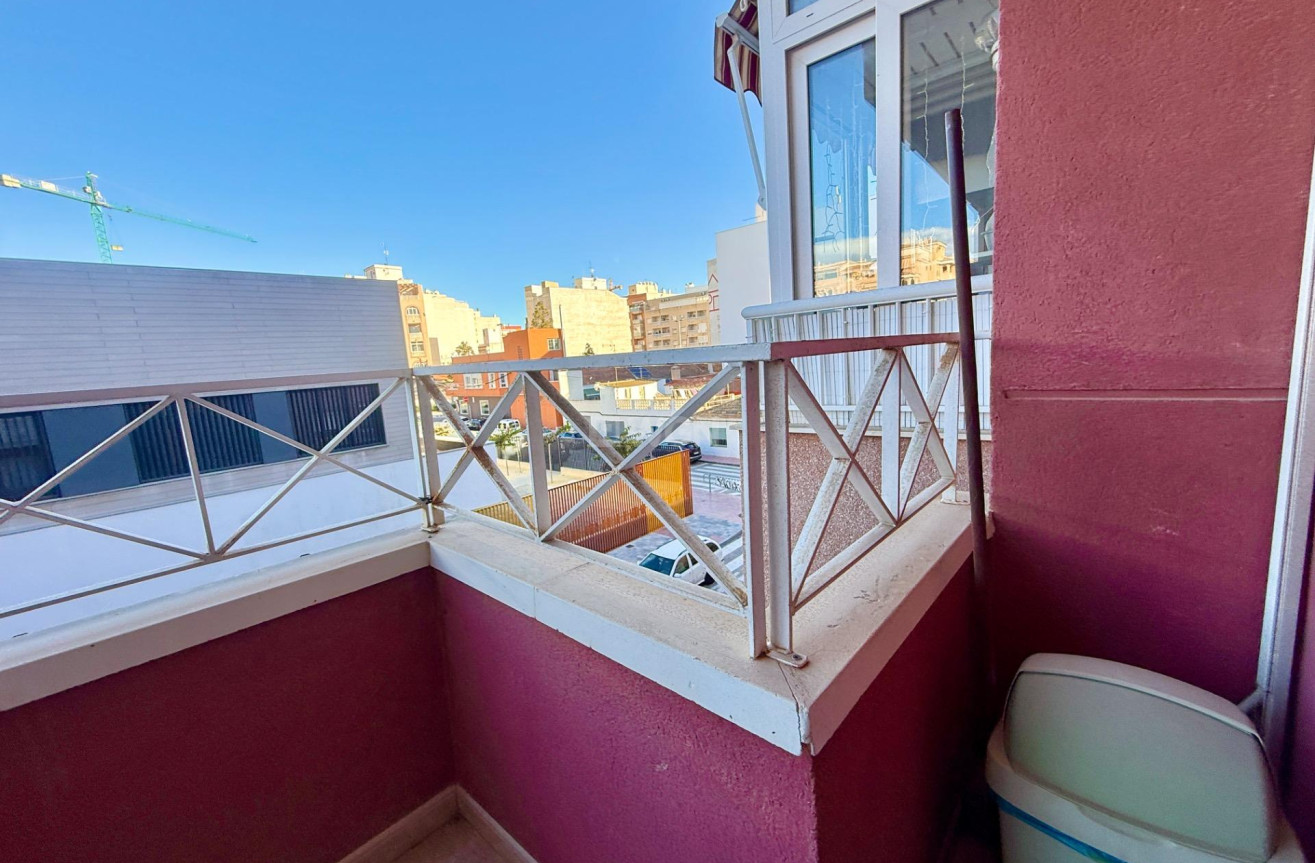 Odsprzedaż - Mieszkanie w bloku - Torrevieja - PARQUE DE LAS NACIONES