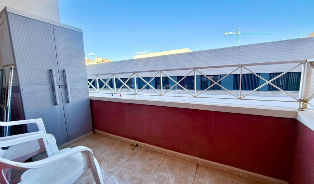 Odsprzedaż - Mieszkanie w bloku - Torrevieja - PARQUE DE LAS NACIONES