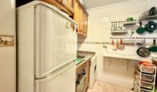 Odsprzedaż - Mieszkanie w bloku - Torrevieja - PARQUE DE LAS NACIONES