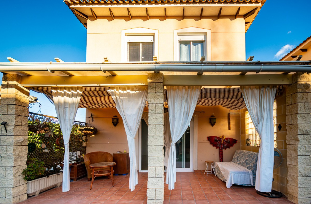 Odsprzedaż - Villa - Orihuela - Inland