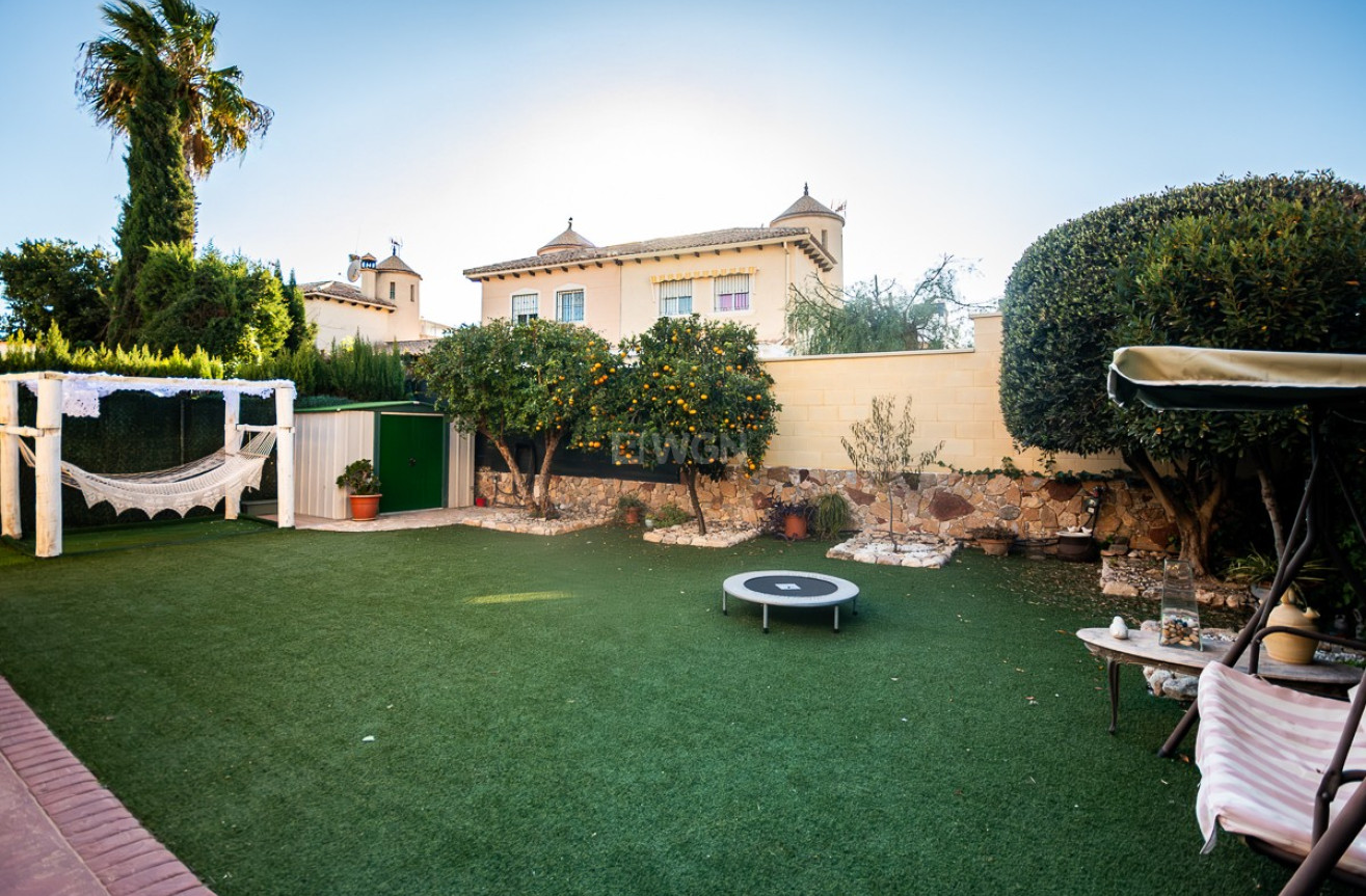 Odsprzedaż - Villa - Orihuela - Inland