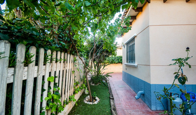 Odsprzedaż - Villa - Orihuela - Inland