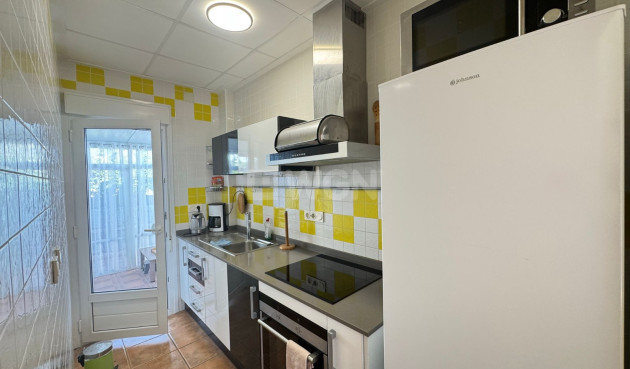 Odsprzedaż - Kamienica - Pilar de la Horadada - Costa Blanca