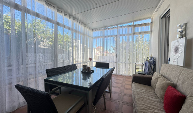 Odsprzedaż - Kamienica - Pilar de la Horadada - Costa Blanca