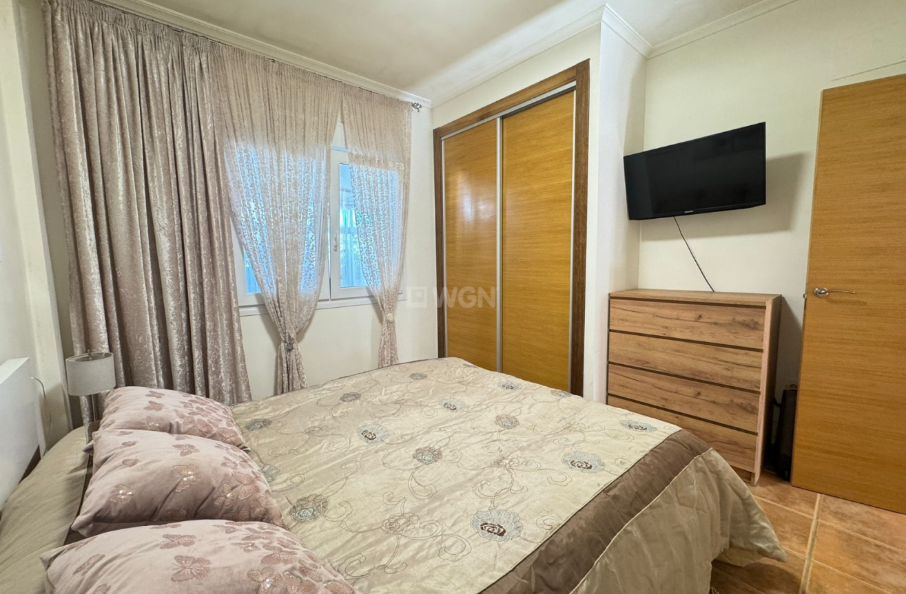 Odsprzedaż - Kamienica - Pilar de la Horadada - Costa Blanca