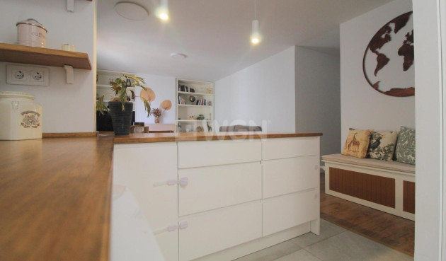 Odsprzedaż - Mieszkanie w bloku - Torrevieja - Costa Blanca