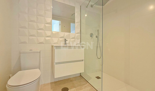 Odsprzedaż - Daszek - Torrevieja - Costa Blanca