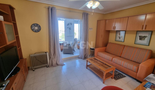 Odsprzedaż - Mieszkanie w bloku - Torrevieja - La Mata