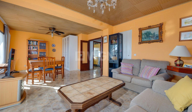 Odsprzedaż - Mieszkanie w bloku - Guardamar del Segura - Pinomar