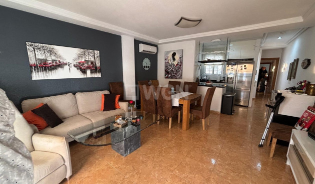 Reventa - Apartamento / piso - Torrevieja