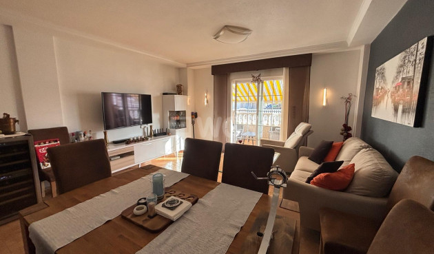 Reventa - Apartamento / piso - Torrevieja