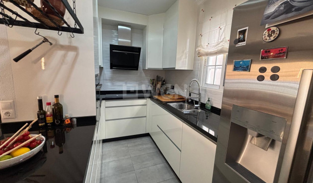 Reventa - Apartamento / piso - Torrevieja