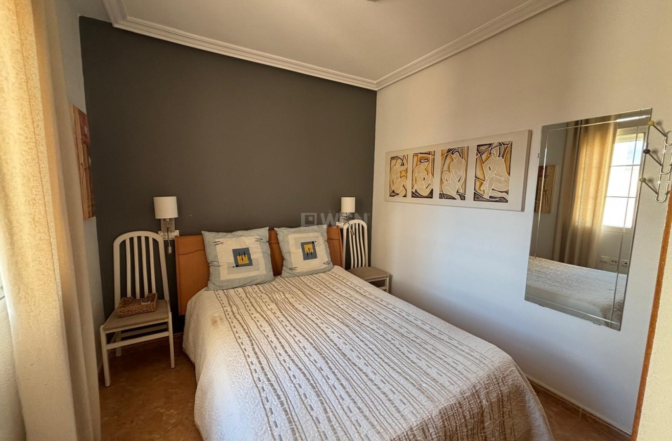 Reventa - Apartamento / piso - Torrevieja