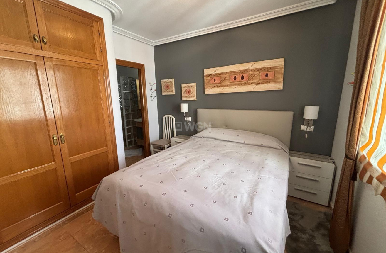 Reventa - Apartamento / piso - Torrevieja