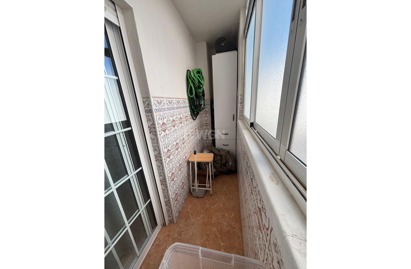 Reventa - Apartamento / piso - Torrevieja