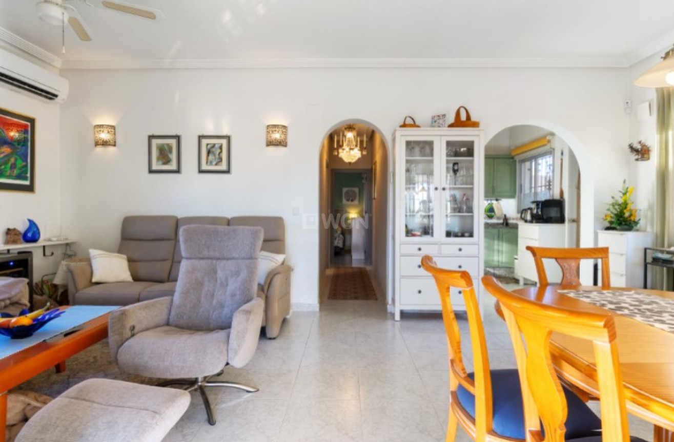 Odsprzedaż - Villa - Torrevieja - Costa Blanca