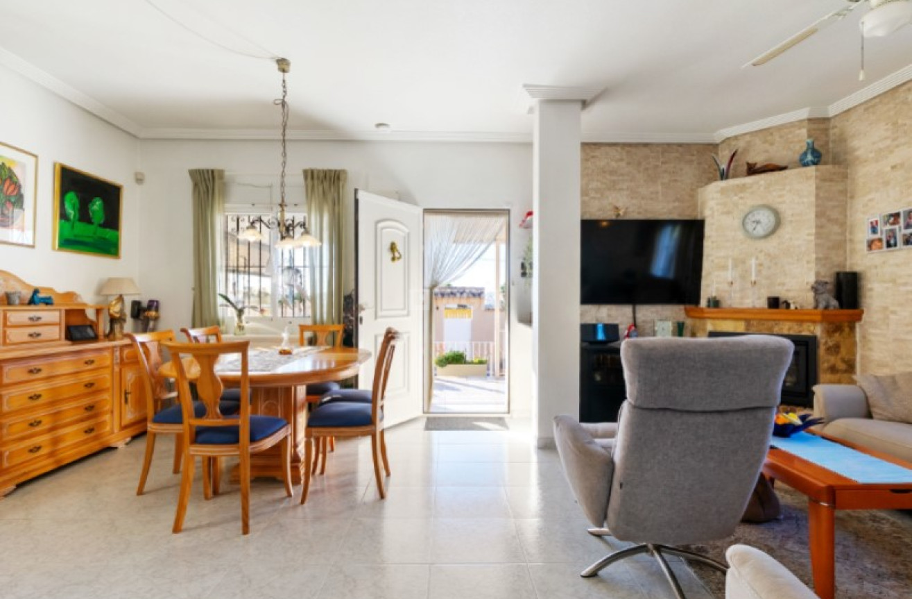 Odsprzedaż - Villa - Torrevieja - Costa Blanca