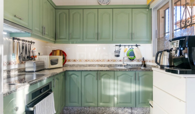 Odsprzedaż - Villa - Torrevieja - Costa Blanca