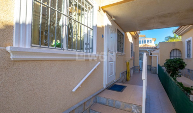 Odsprzedaż - Villa - Torrevieja - Costa Blanca