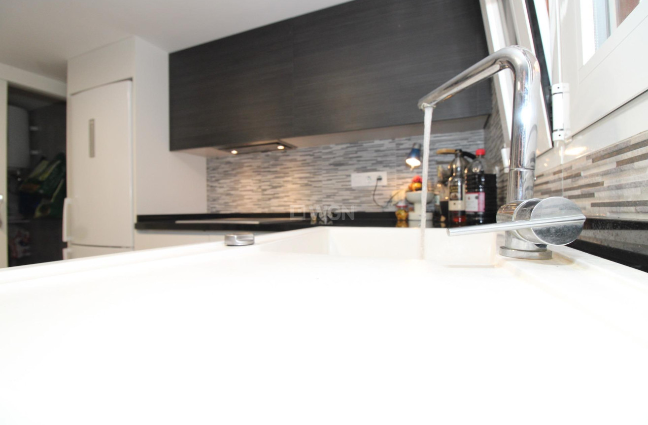 Odsprzedaż - Mieszkanie w bloku - Lo Pagan - LA PUNTICA