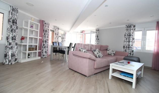 Odsprzedaż - Mieszkanie w bloku - Lo Pagan - LA PUNTICA