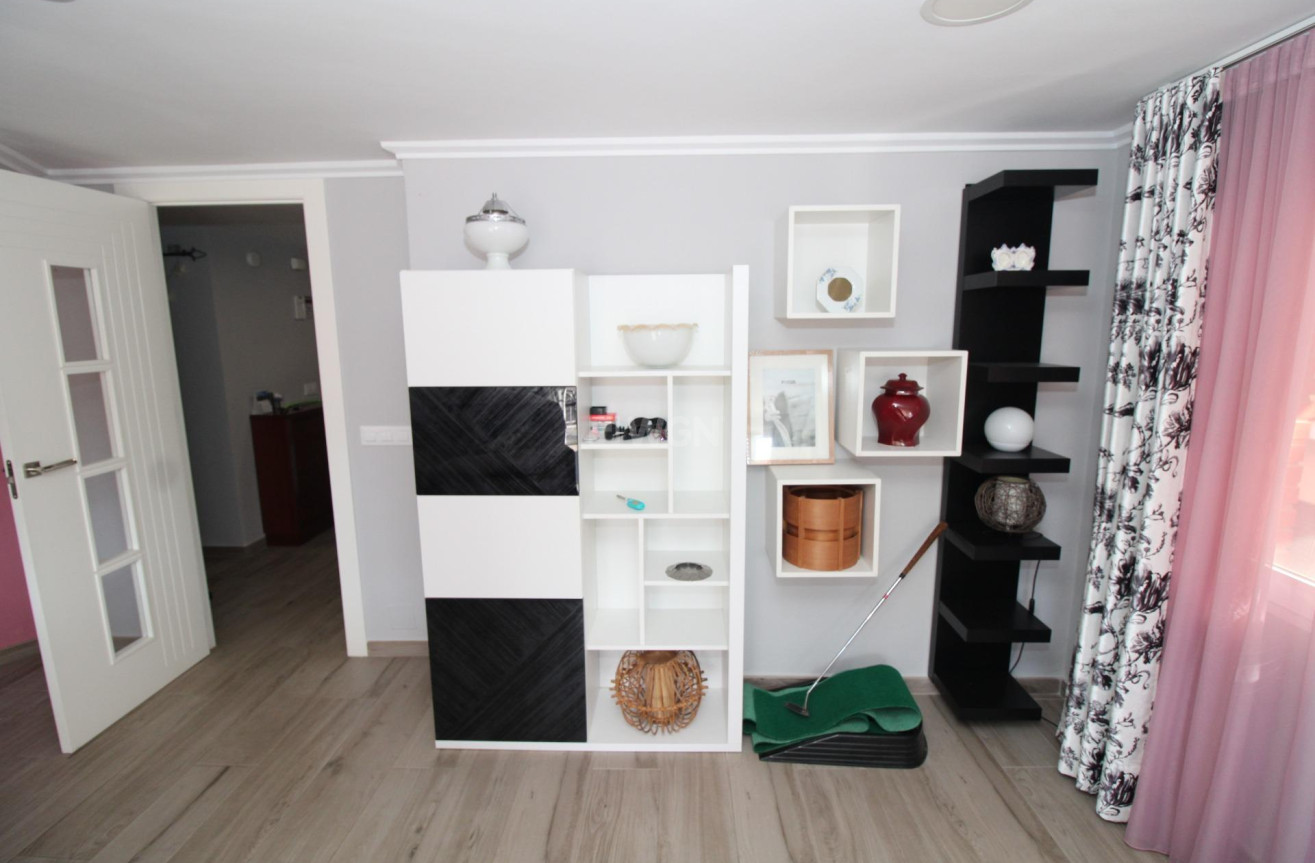 Odsprzedaż - Mieszkanie w bloku - Lo Pagan - LA PUNTICA