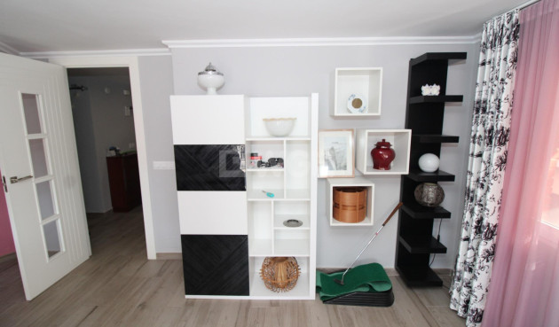 Odsprzedaż - Mieszkanie w bloku - Lo Pagan - LA PUNTICA