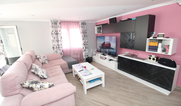 Odsprzedaż - Mieszkanie w bloku - Lo Pagan - LA PUNTICA