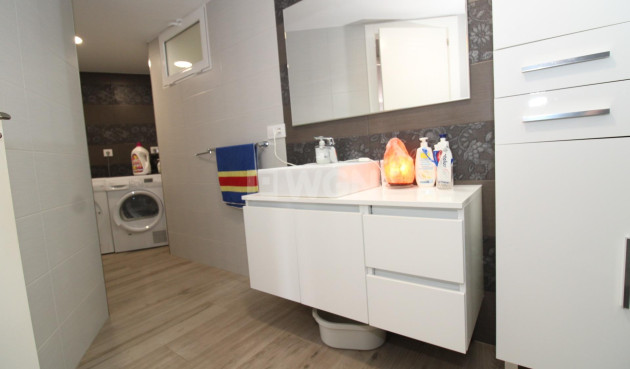 Odsprzedaż - Mieszkanie w bloku - Lo Pagan - LA PUNTICA