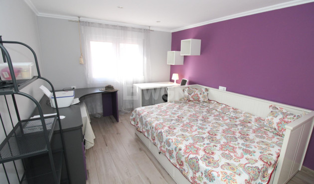 Odsprzedaż - Mieszkanie w bloku - Lo Pagan - LA PUNTICA