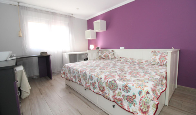 Odsprzedaż - Mieszkanie w bloku - Lo Pagan - LA PUNTICA