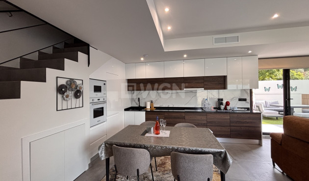 Odsprzedaż - Villa - Villamartin - Costa Blanca