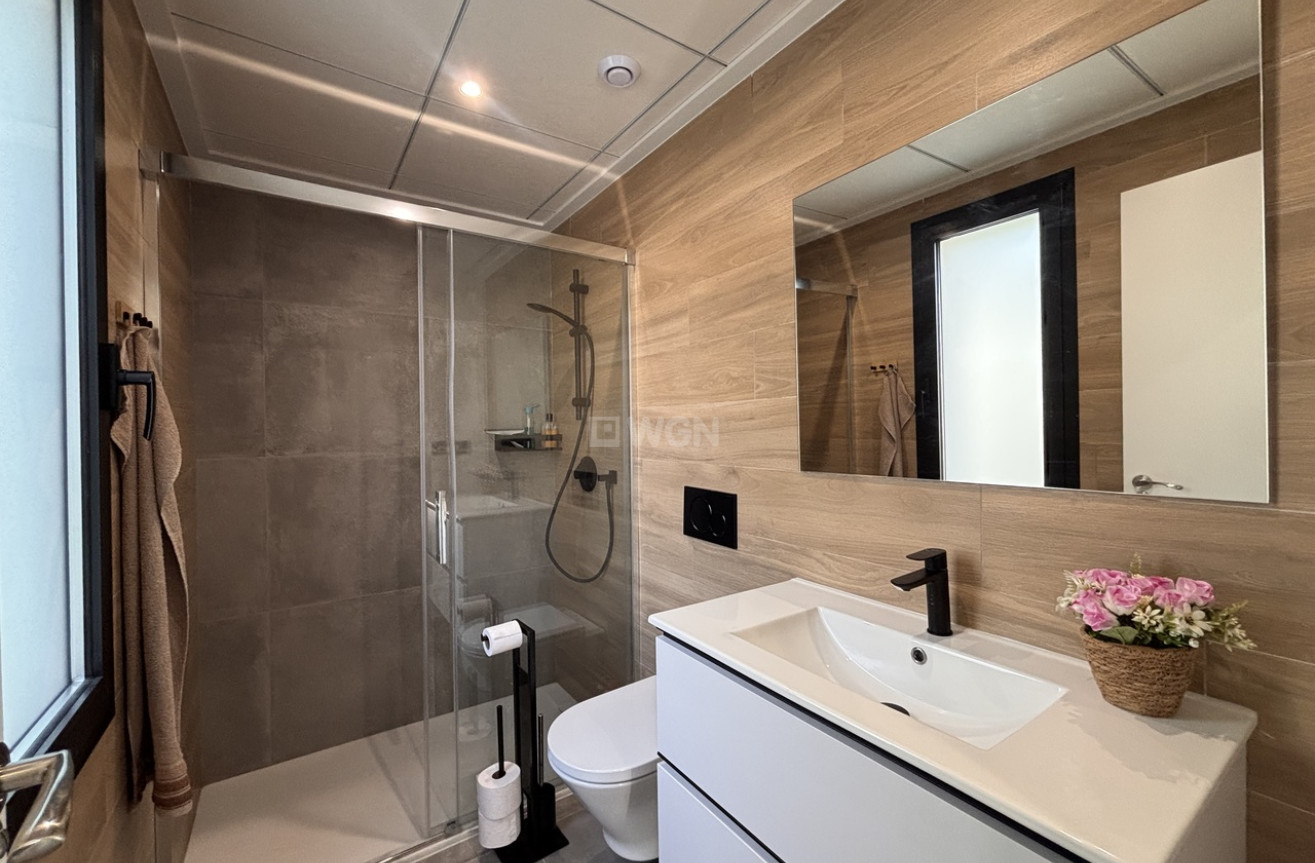 Odsprzedaż - Villa - Villamartin - Costa Blanca