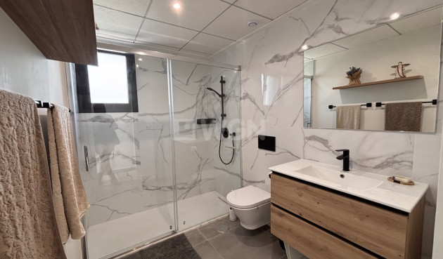 Odsprzedaż - Villa - Villamartin - Costa Blanca