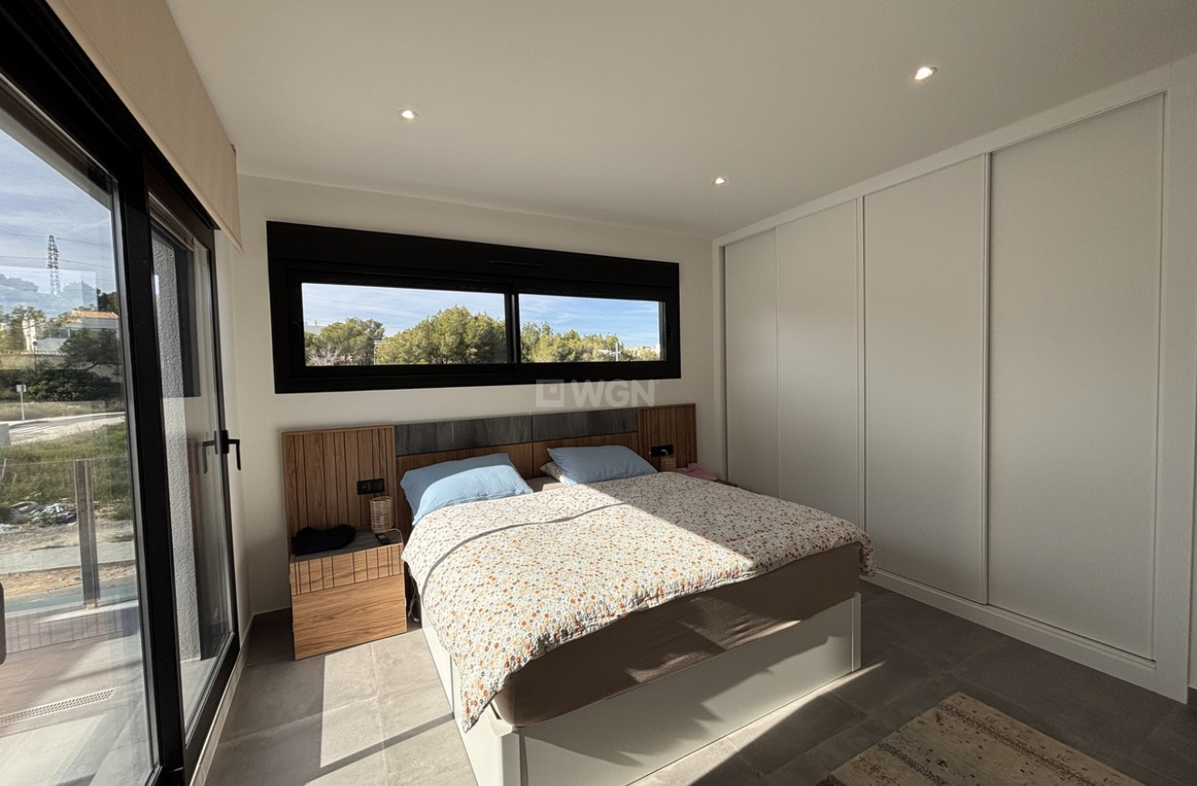 Odsprzedaż - Villa - Villamartin - Costa Blanca