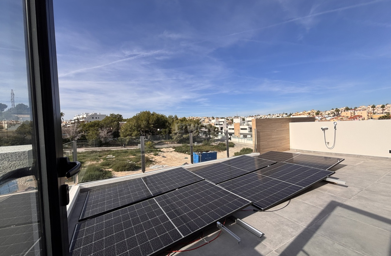 Odsprzedaż - Villa - Villamartin - Costa Blanca