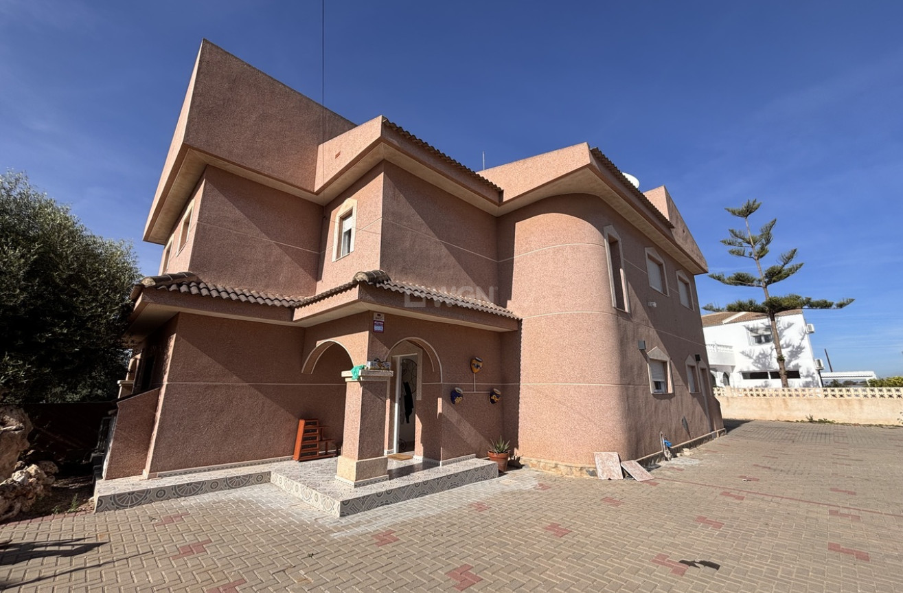 Odsprzedaż - Villa - Benijofar - Costa Blanca