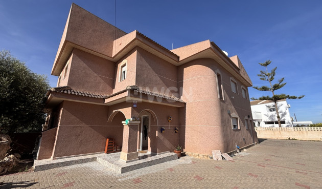 Odsprzedaż - Villa - Benijofar - Costa Blanca