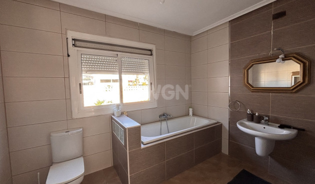 Odsprzedaż - Villa - Benijofar - Costa Blanca