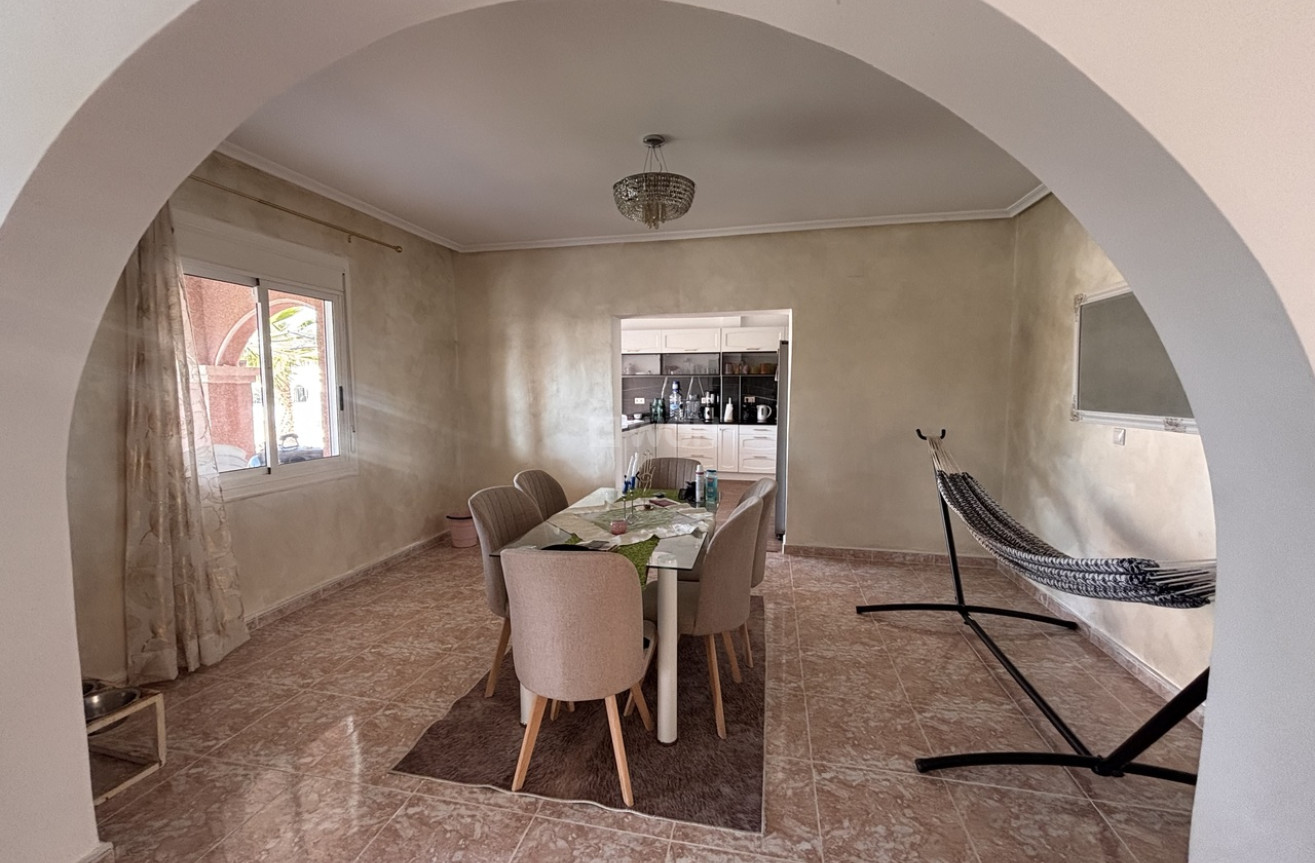 Odsprzedaż - Villa - Benijofar - Costa Blanca