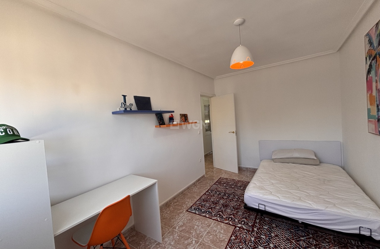 Odsprzedaż - Villa - Benijofar - Costa Blanca