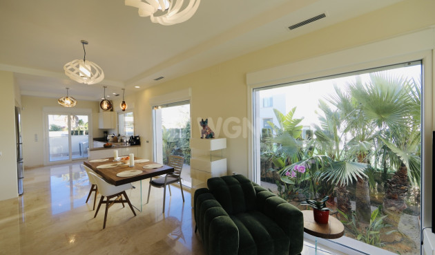Reventa - Villa - La Zenia - Costa Blanca