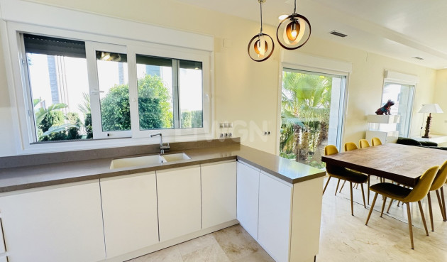 Reventa - Villa - La Zenia - Costa Blanca