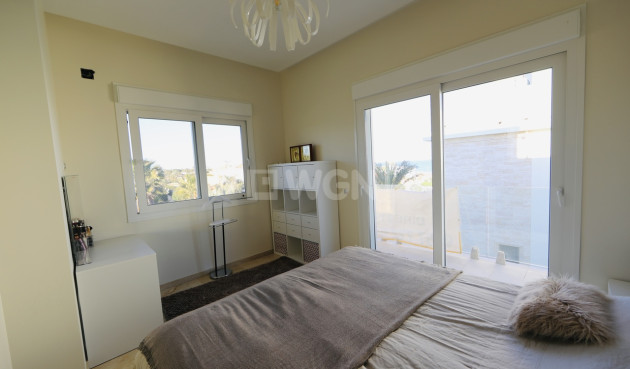 Reventa - Villa - La Zenia - Costa Blanca
