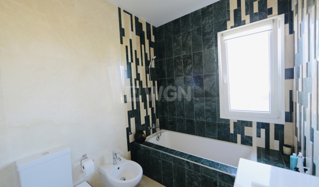 Reventa - Villa - La Zenia - Costa Blanca