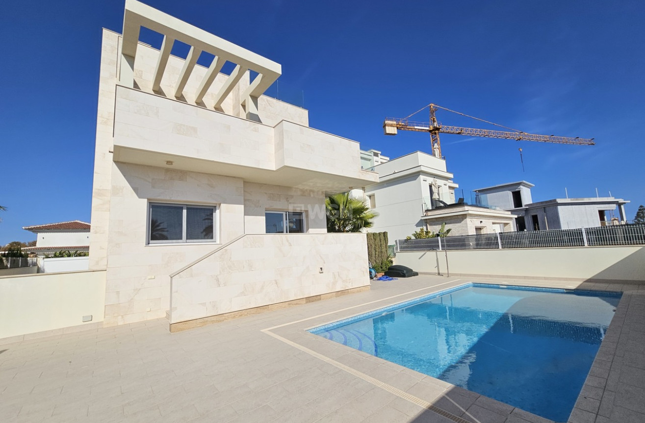 Reventa - Villa - La Zenia - Costa Blanca
