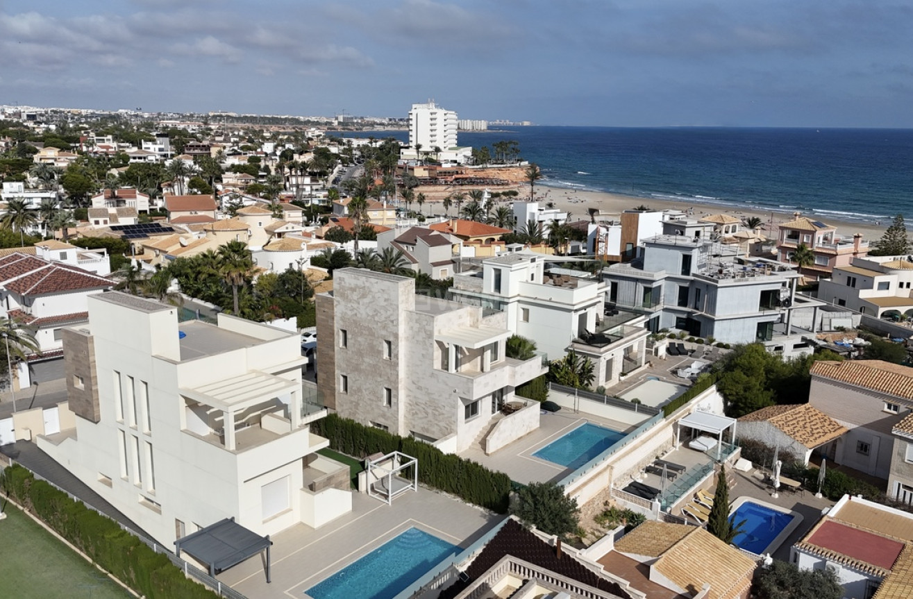 Reventa - Villa - La Zenia - Costa Blanca