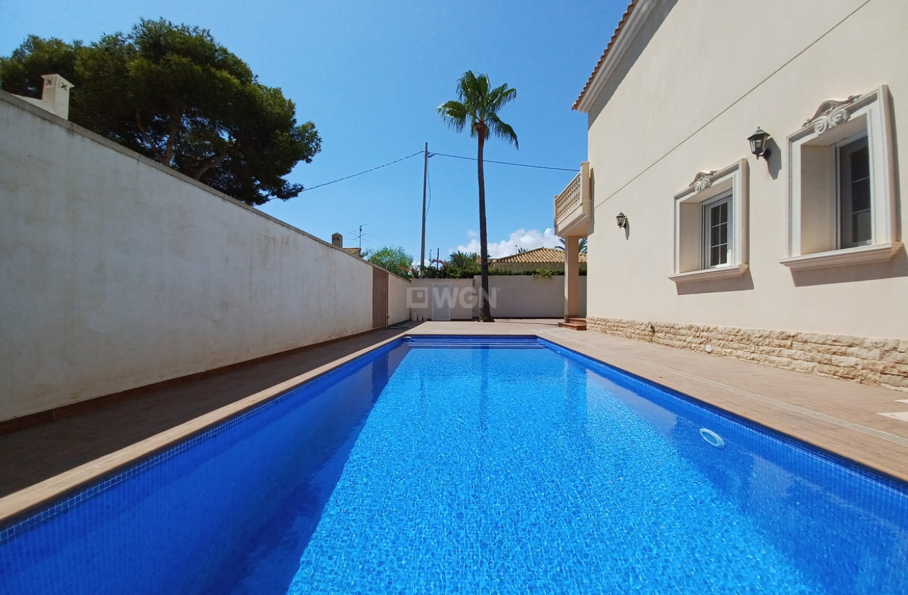 Odsprzedaż - Villa - Cabo Roig - Costa Blanca