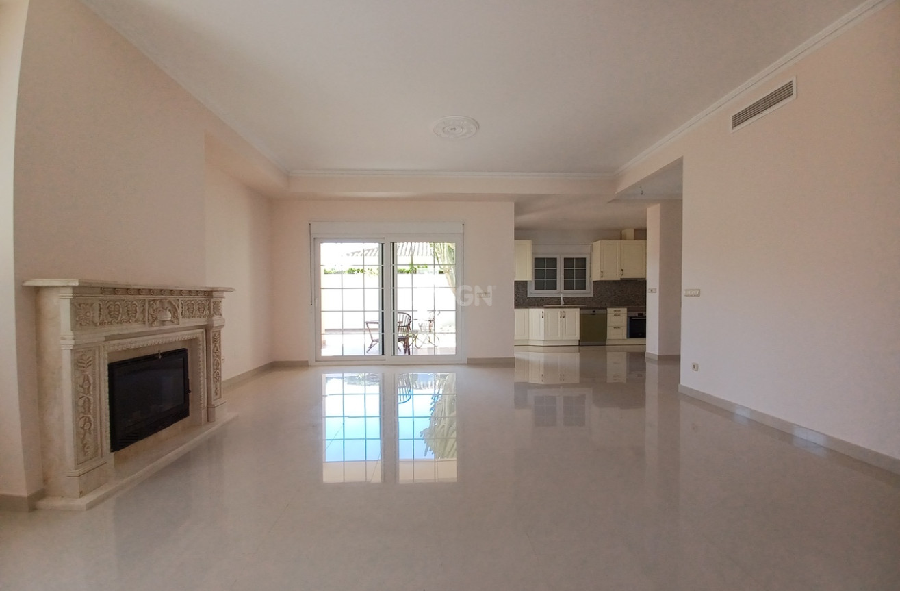 Odsprzedaż - Villa - Cabo Roig - Costa Blanca