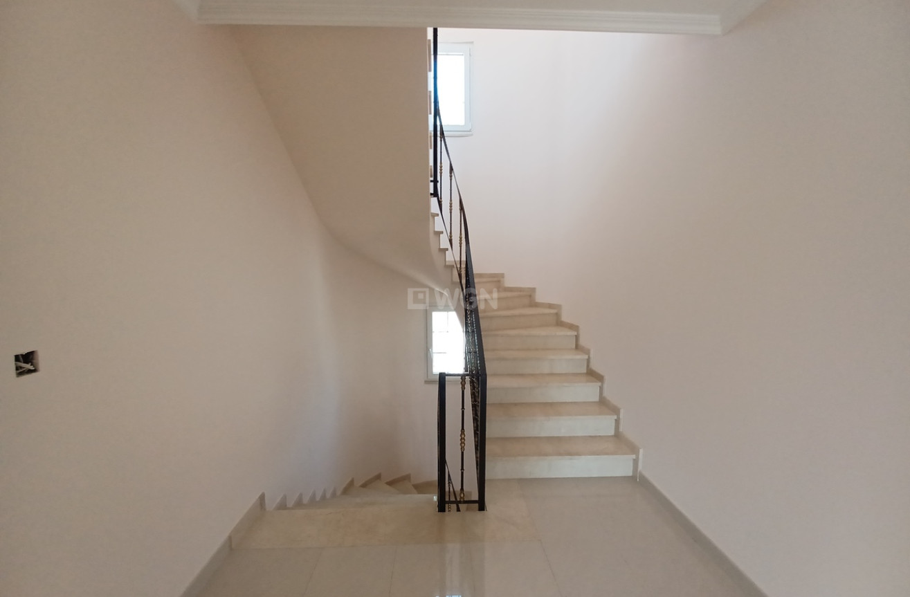 Odsprzedaż - Villa - Cabo Roig - Costa Blanca